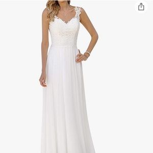 Wedding Dress: size 10, white, Never worn!